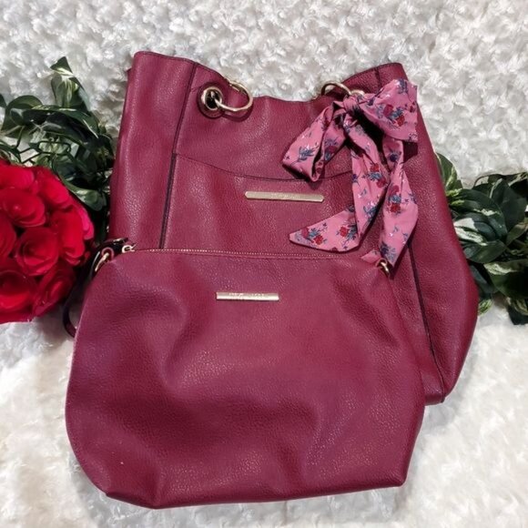 Steve Madden Scarf Large Tote Bag Purse Matching Makeup Bag - Picture 2 of 7